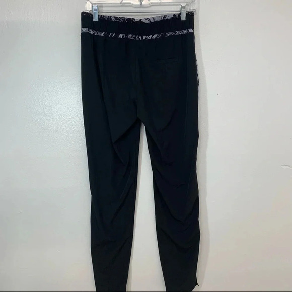 Fabletics Athletic Pants Woman Small Black Elastic Waist Taped Leg Tuxedo Stripe - Picture 6 of 13